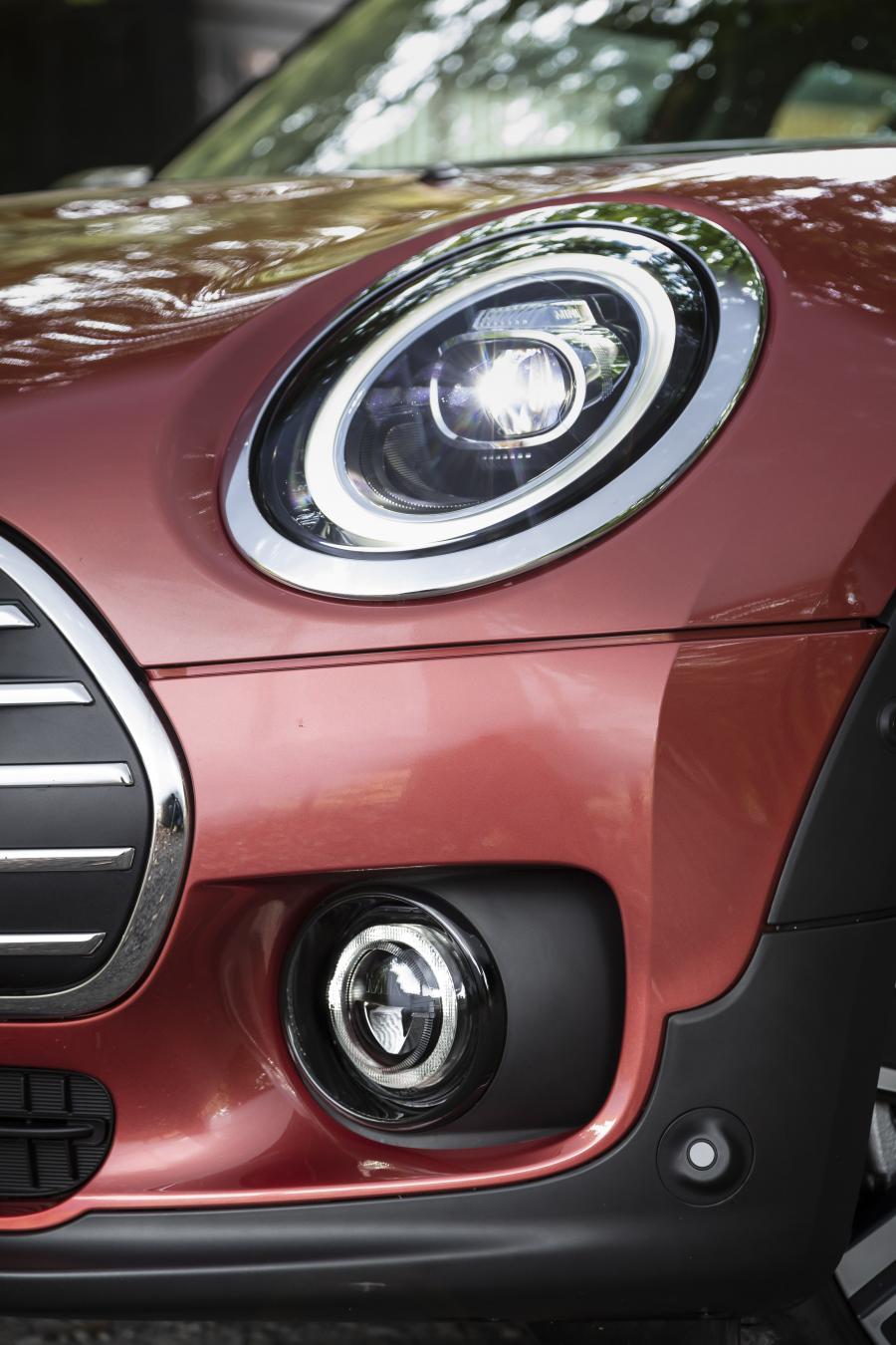 Детали экстерьера Mini Cooper Clubman (F54) 2019 года  (UK) (фото 29 из 29)